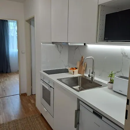 Apartmánový Dům Se Zahradou V Klidné části Prahy Apartmán *