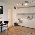 アパート Apartmanovy Dum Se Zahradou V Klidne Casti Prahy *
