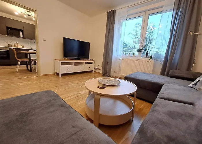 Apartmanovy Dum Se Zahradou V Klidne Casti Prahy דירה