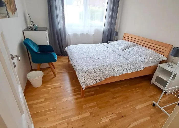 דירה Apartmanovy Dum Se Zahradou V Klidne Casti Prahy