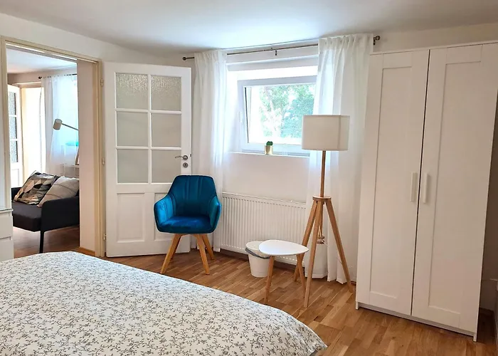 Apartmanovy Dum Se Zahradou V Klidne Casti Prahy * פראג