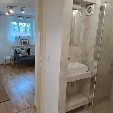 Διαμέρισμα Apartmanovy Dum Se Zahradou V Klidne Casti Prahy *