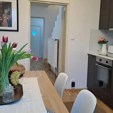 Διαμέρισμα Apartmanovy Dum Se Zahradou V Klidne Casti Prahy