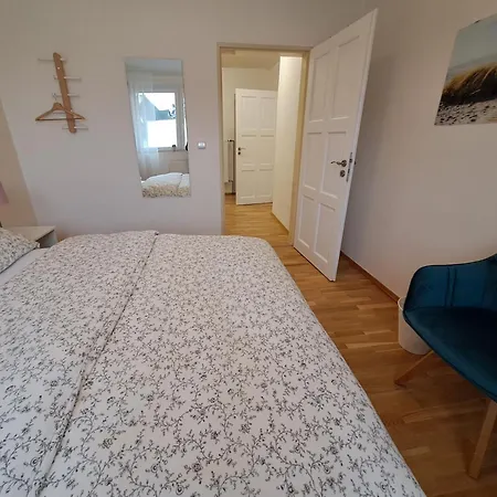 Διαμέρισμα Apartmanovy Dum Se Zahradou V Klidne Casti Prahy Πράγα